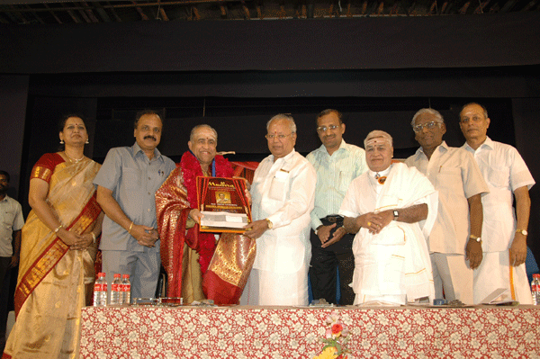 Mudhra Award of Excellence presented to Prof. Trichy Sankaran