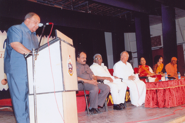T.S.Narayanaswamy delivering the inaugural address