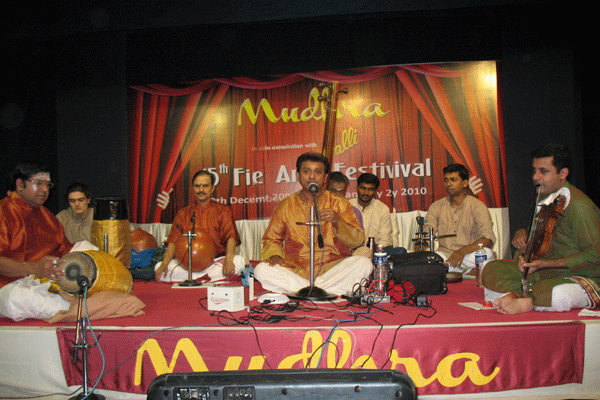 SPECIAL FOUR HOUR Concert by P. UNNIKRISHNAN − Embar Kannan − Thiruvarur Bakthavatsalam − B.S.Purushothaman − Vaikom Gopalakrishnan