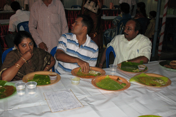 Auditor Mr.Ravishankar with his wife enjoying the canteen food