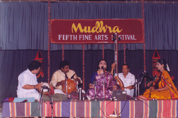 Sudha Raghunathan – Bombay Gayathri- Tiruvaarur Vaidhyanathan – Karthick