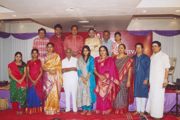 Group photo of the singers who participated and rendered light songs music directed by L.Krishnan