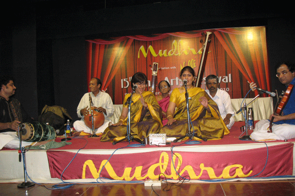 PRIYA SISTERS − M.A.Krishnaswamy − Parupalli Phalgun − S.V.Ramani