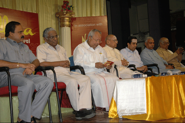 Mudhra Bhaskar, A.Natarajan, Dr.Nalli, Dr.Nedanuri, V.Shankar, S.Vijayakumar, P.S.Narayanaswamy