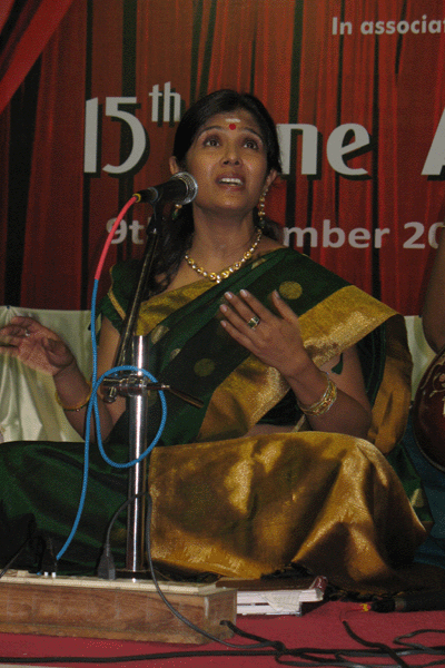 Anuradha Sriram sings Carnatic Music