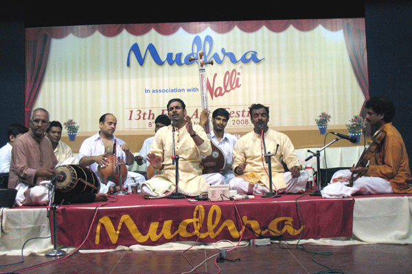 MALLADI BROTHERS − Mysore Manjunath − Mannargudi A.Easwaran− V.Suresh
