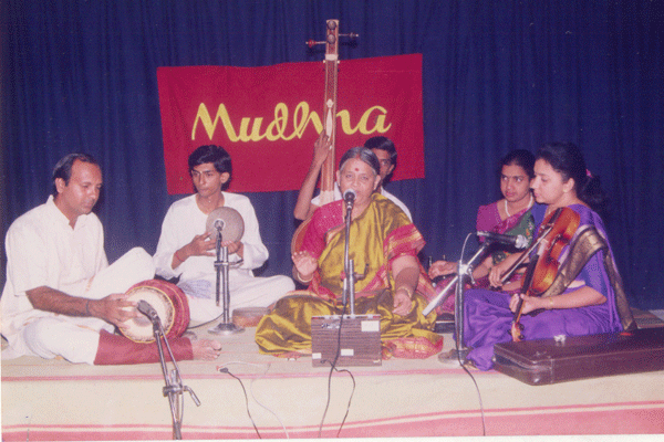 Pallavi Concert by Suguna Purushothaman-Usha Rajagopalan-Neyveli Narayanan- B.S.Purushothaman Neyveli Santhanagopalan-Sriram Parasuram-Palghat Raghu & Vaikom Gopalakrishnan