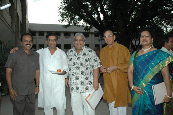 Mudhra Bhaskar, Y.G.M., Ramkumar, ARS and Radha Bhaskar