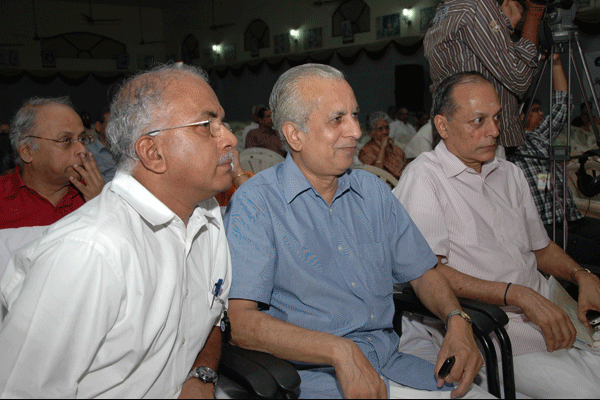 Mr.Jayaramakrishnan,VP,TCS- Deccan Sri.N.K.Murthy and Cleveland Sri Sundaram