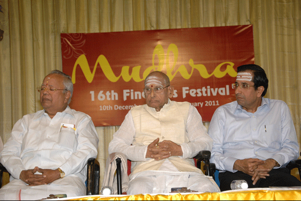 Dr.Nalli, Sri.V.Shankar and Dr.Nedanuri