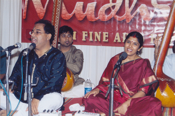 Kartnatic – Hindustani Jugalbandi by Anuradha and Sreeram