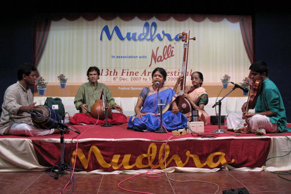 Talent promotion concert : MEERA SRINIVASAN − R.Sathish Kumar − B.Sivaraman − N.Narasimhan