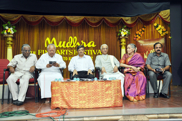 Dignitaries on the stage