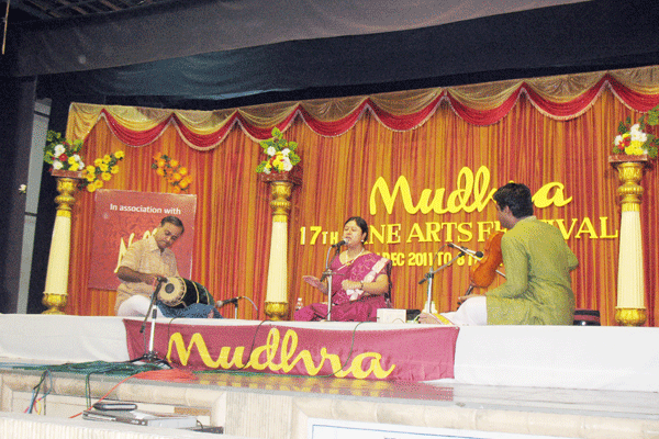 TALENT PROMOTION CONCERT - Theme :One Raga One Kriti -Lahari Kochala – Anayampatti Venkatasubramaniam– Thillaisthanam Suriyanarayanan