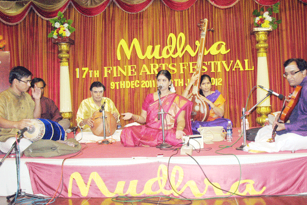 Nithyashree Mahadevan - M.A.Krishnaswamy - Skanda Subramaniam - E.M.Subramaniam