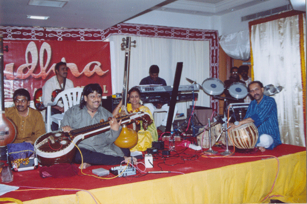 Rajesh Vaidhya play cine song on veena