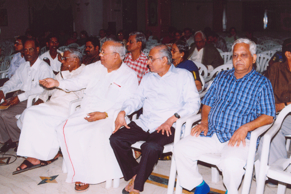Dignitaries as audience