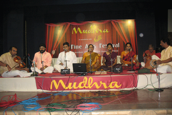 Raga Anubhavam − An exotic journey into the beautiful world of Ragas by DR. RADHA BHASKAR with SREYAS NARAYANUN, VIDYA KALYANARAMAN, BHARAT SUNDAR & DHARINI − Melakkaveri Thiagarajan − Delhi Sairam − H. Sivaramakrishnan