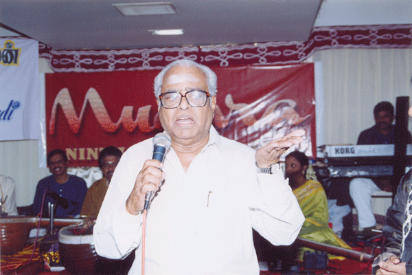 Director K.Balachander offers felicitation