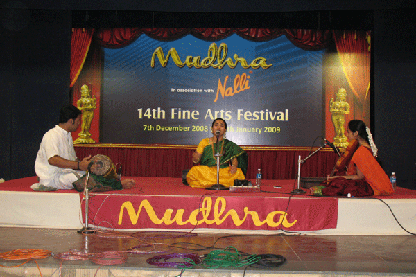Thyagaraja Kritis on Music by AISHWARYA VIDYA RAGHUNATH − Aditi Krishnaprakash − K.S.Ramana