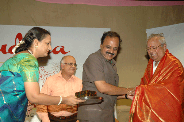 Bhaskar's honouring Nalli
