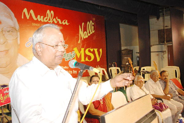 Dr.Nalli facilitate