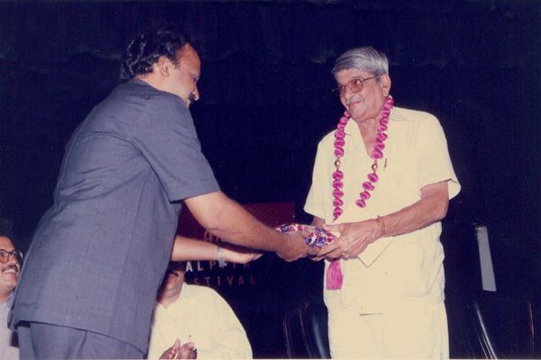 Honouring T.T.Vasu