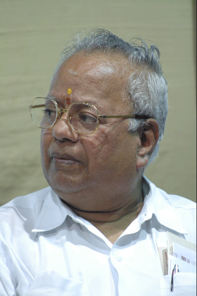 Dr.Nalli