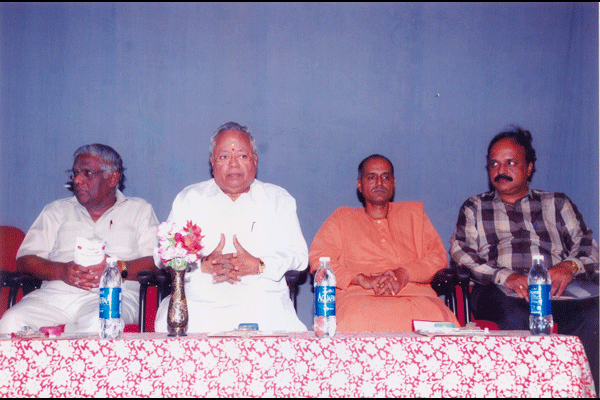 Dignitaries on the dias