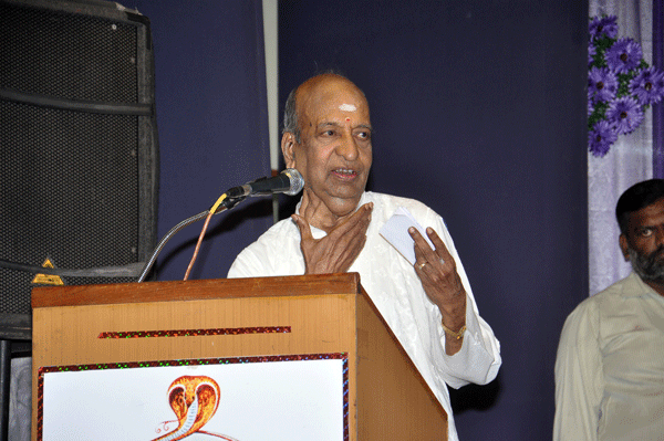 Dr.N.Ramani appreciates the untiring efforts of Mudhra Bhaskar & Dr.Radha Bhaskar