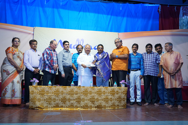 Best Drama award to Mayurapriya
