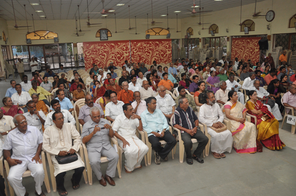 Hall packed audience